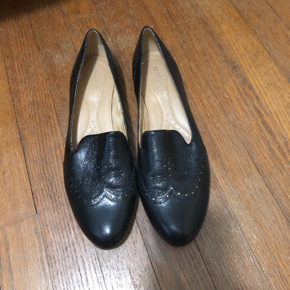 Naturalizer flats